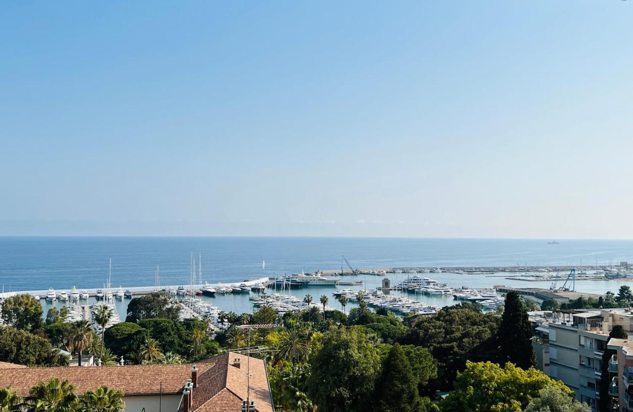 Special Home Vista Mare E Parcheggio Privato サンレモ エクステリア 写真