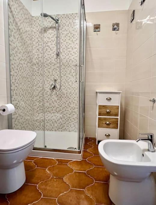 Special Home Vista Mare E Parcheggio Privato サンレモ エクステリア 写真