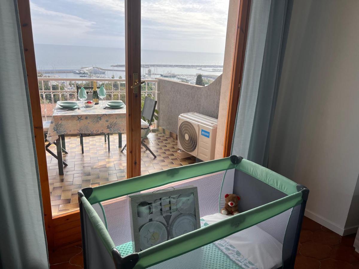 Special Home Vista Mare E Parcheggio Privato サンレモ エクステリア 写真