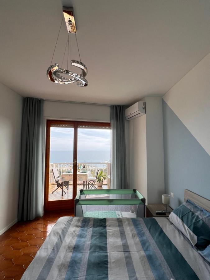 Special Home Vista Mare E Parcheggio Privato サンレモ エクステリア 写真