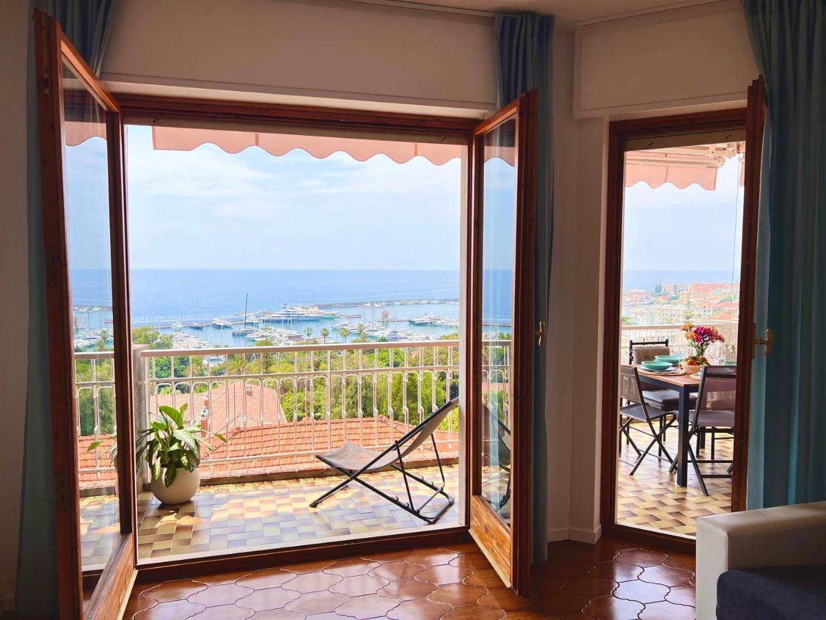 Special Home Vista Mare E Parcheggio Privato サンレモ エクステリア 写真